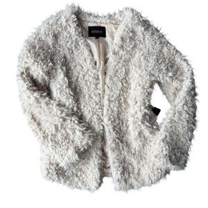 Fluffy Cream Teddy Coat Size M Ambiance Outerwear NWT